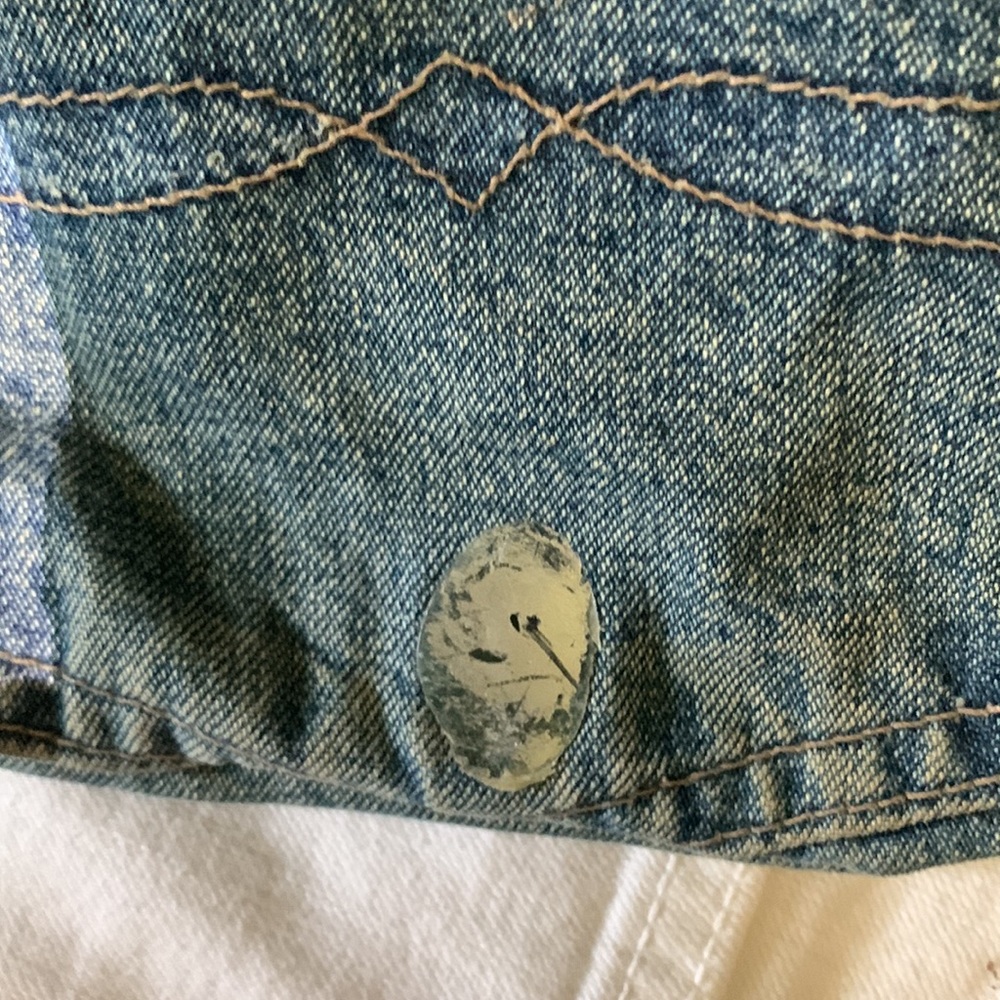 HANDMADE DENIM HANDBAG WITH GOLD DETAILS. - Picture 9 of 9